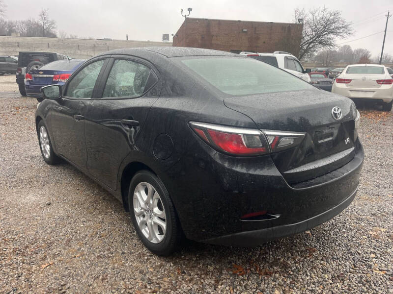 2017 Toyota Yaris iA