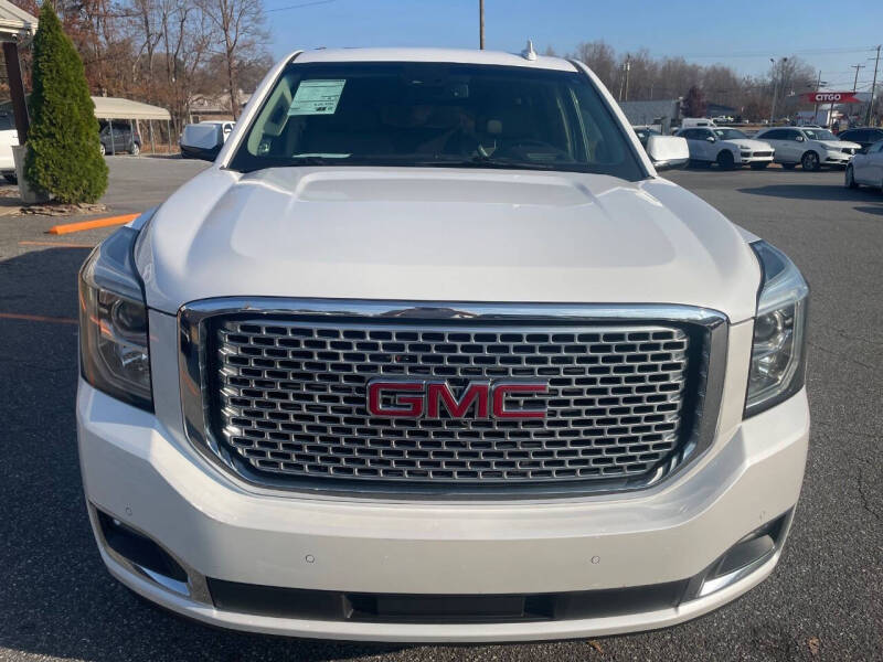 2017 GMC Yukon XL Denali