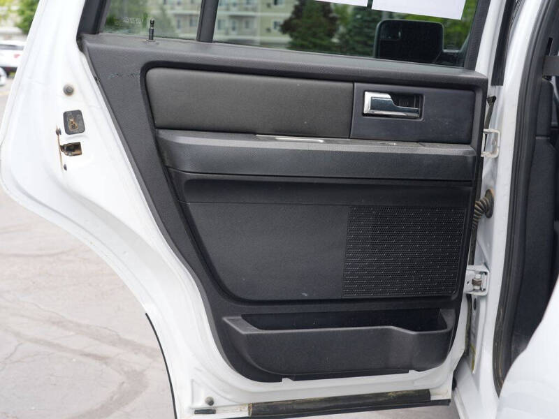 2017 Ford Expedition XL Fleet