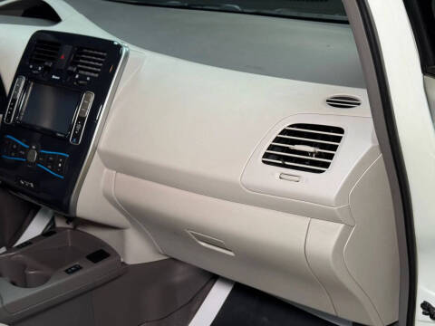 2012 Nissan LEAF