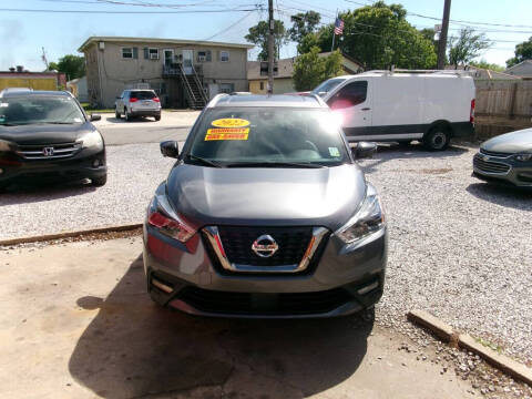 2020 Nissan Kicks SR