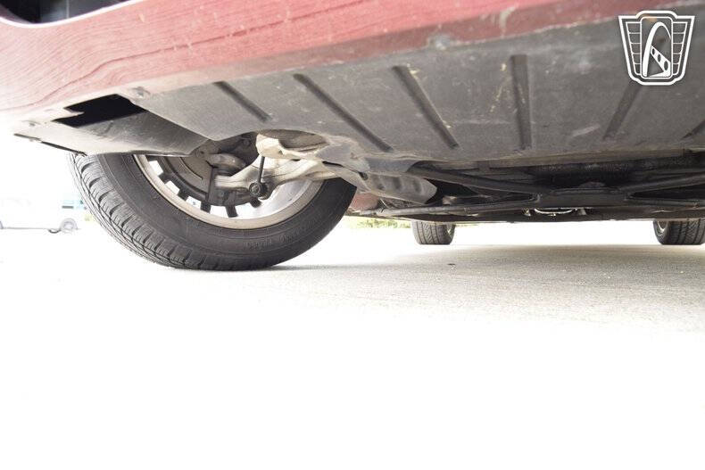 2004 Ford Thunderbird Deluxe