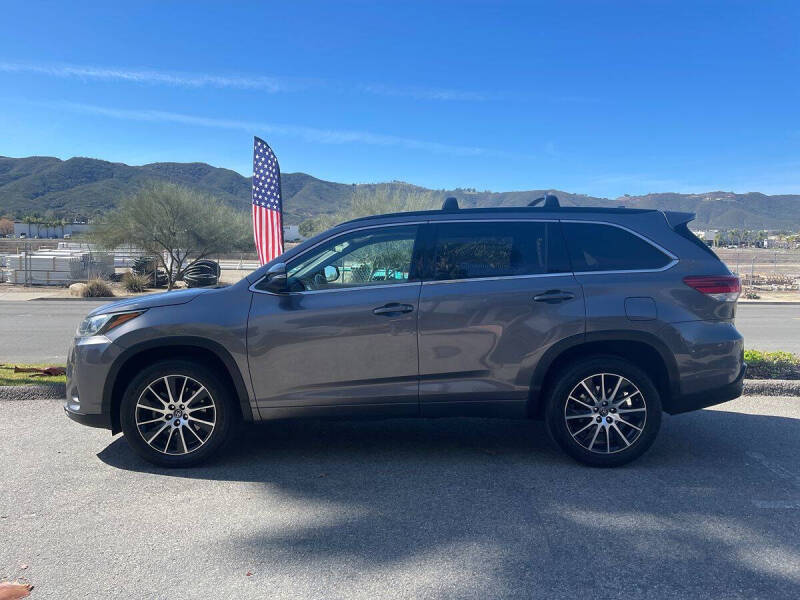 2018 Toyota Highlander SE