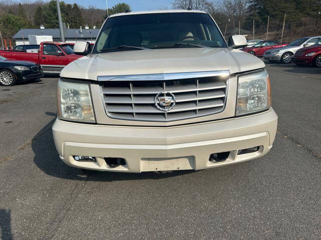 2004 Cadillac Escalade