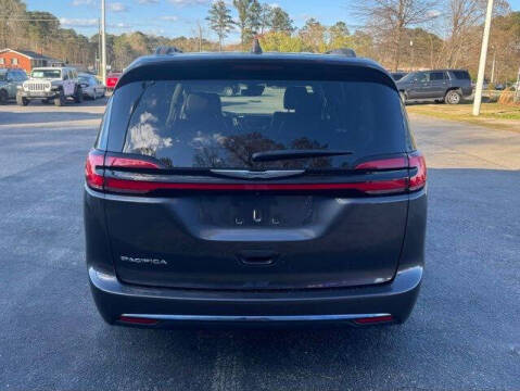 2022 Chrysler Pacifica Touring L