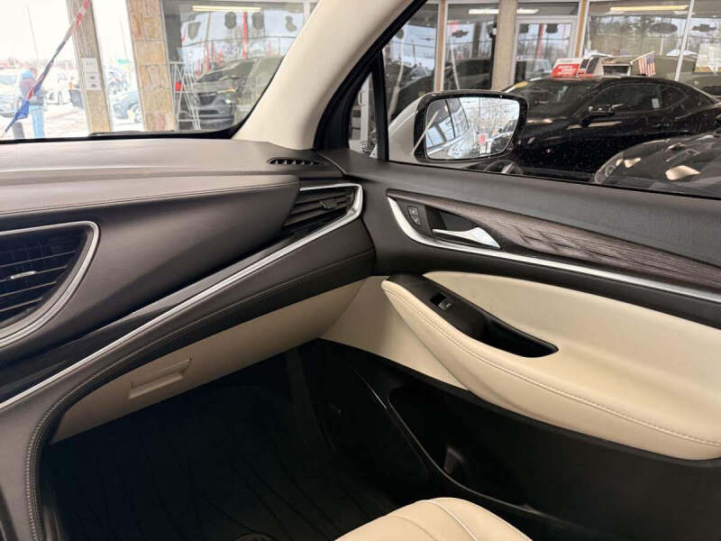 2023 Buick Enclave Avenir