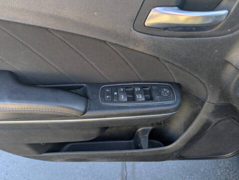 2016 Dodge Charger SXT