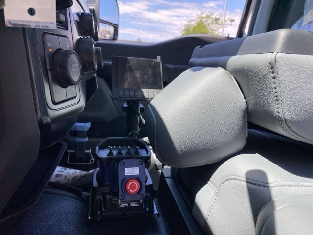 2025 Ford F-600 Super Duty