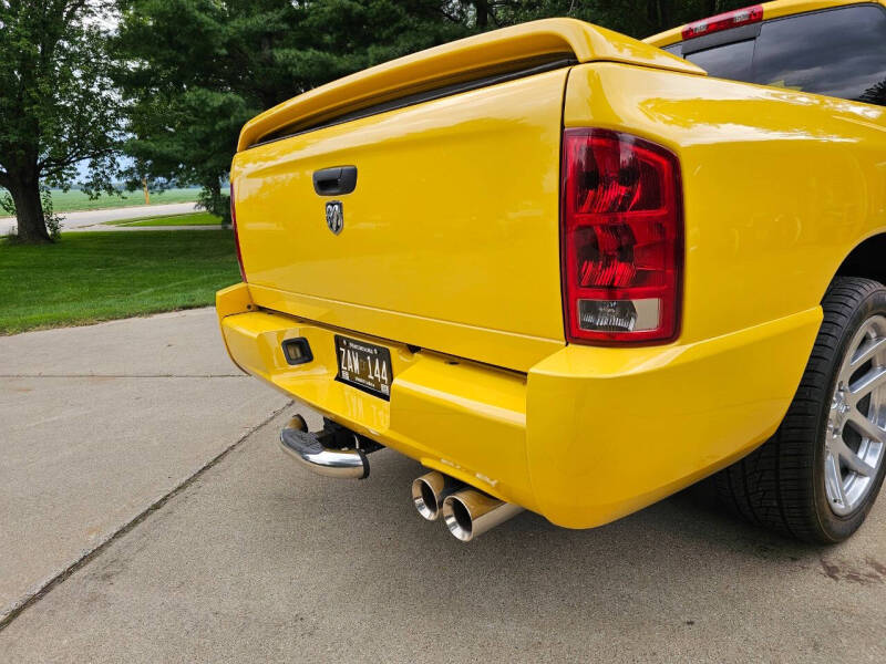 2005 Dodge Ram 1500 SRT-10