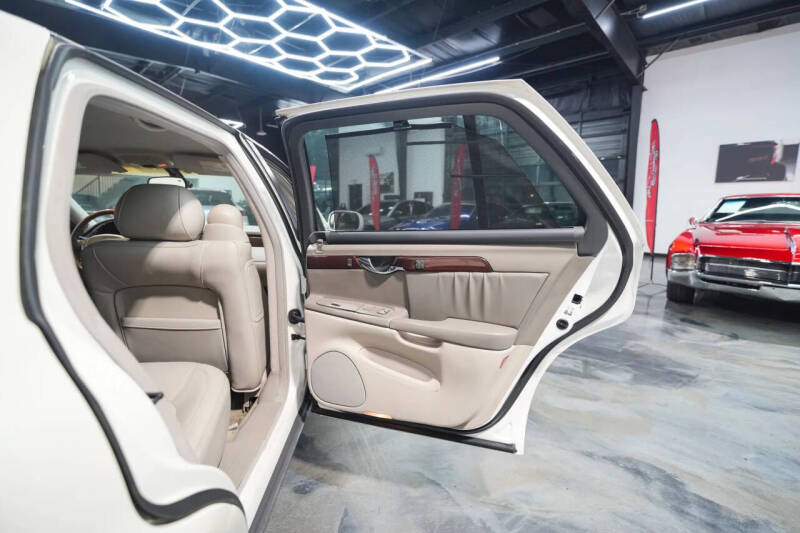 2003 Cadillac DeVille DHS