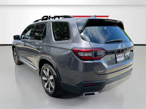 2024 Honda Pilot Touring