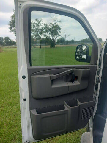 2021 GMC Savana 2500