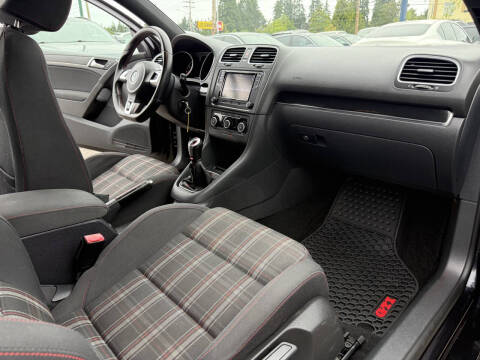 2012 Volkswagen GTI Autobahn PZEV