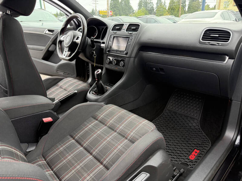 2012 Volkswagen GTI Autobahn PZEV
