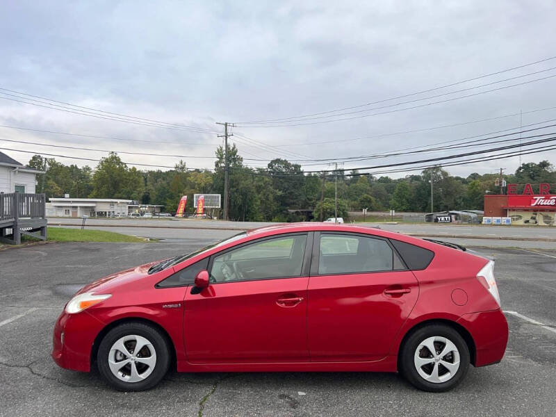 2013 Toyota Prius One photo 3