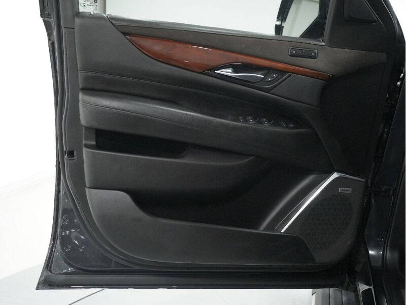 2019 Cadillac Escalade ESV Premium Luxury