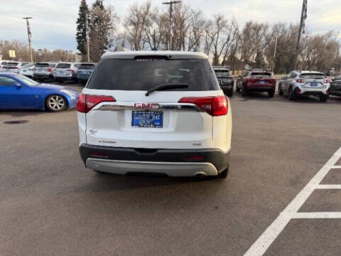2017 GMC Acadia SLE-2