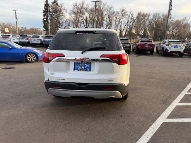 2017 GMC Acadia SLE-2