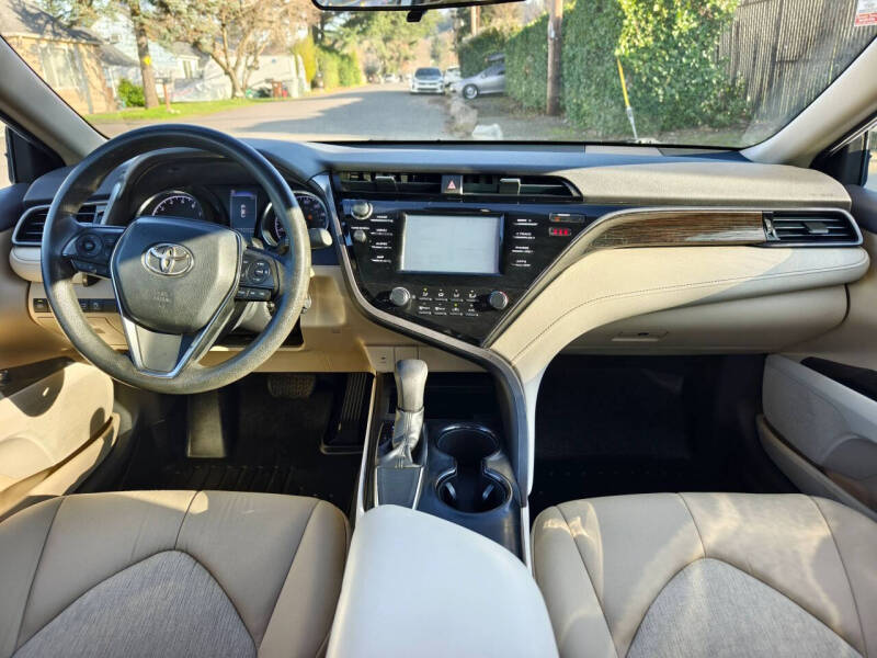 2019 Toyota Camry