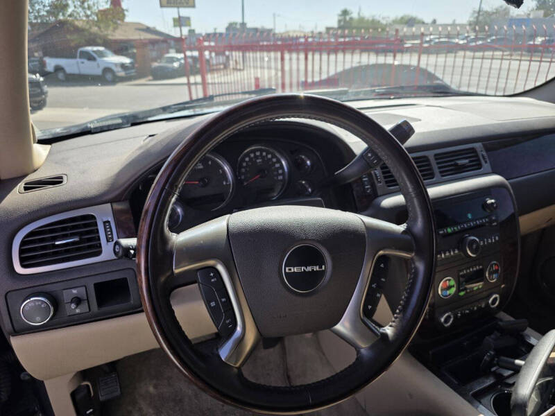 2007 GMC Yukon Denali