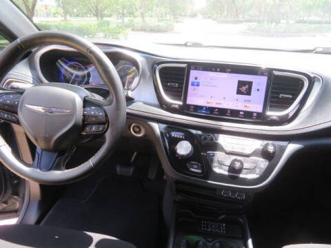 2021 Chrysler Pacifica Touring