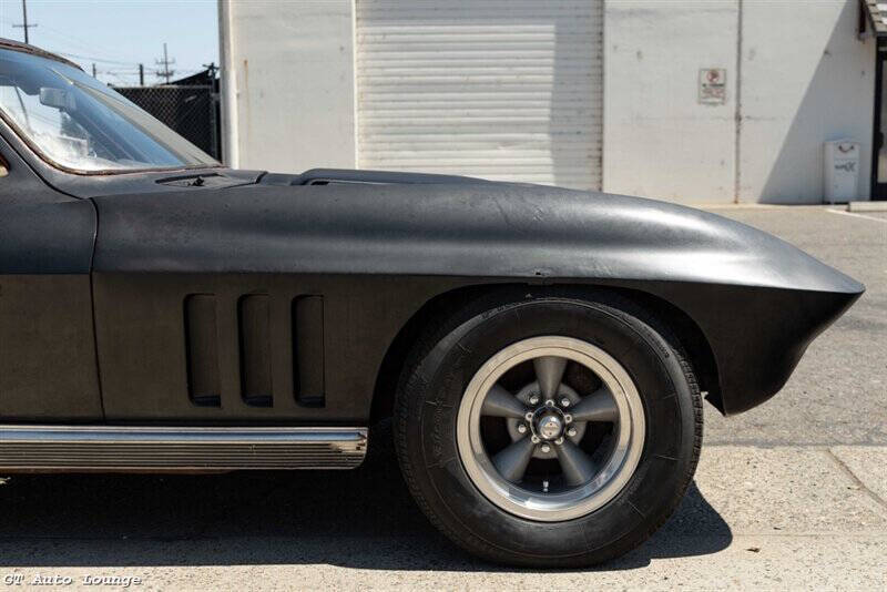 1966 Chevrolet Corvette 18