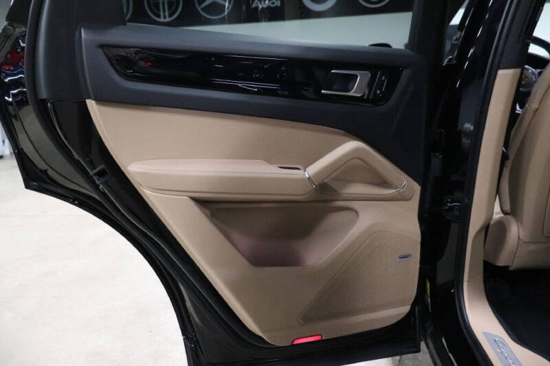 2022 Porsche Cayenne