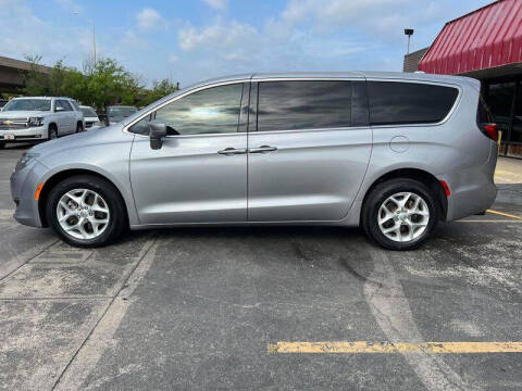 2020 Chrysler Pacifica Touring