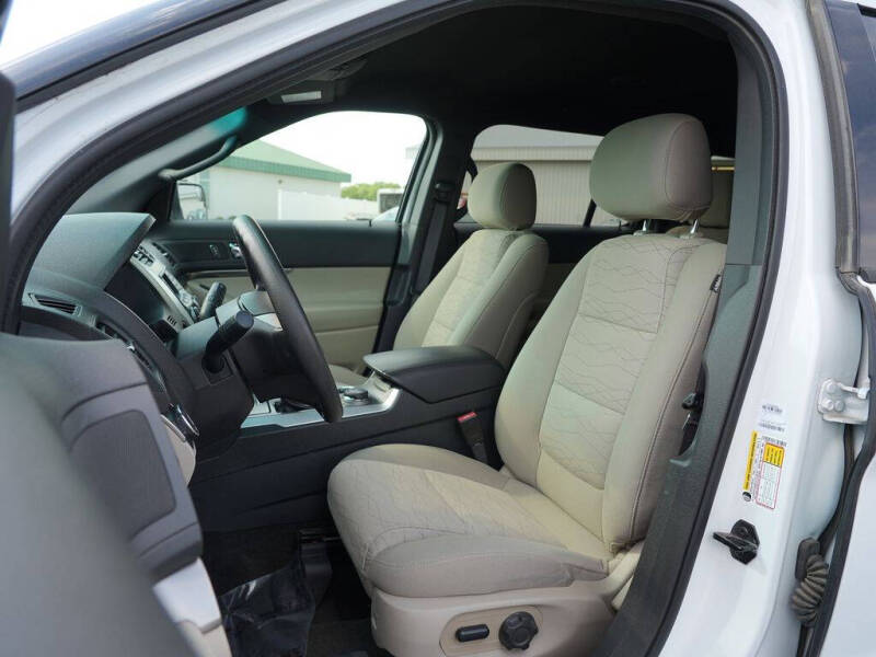 2015 Ford Explorer