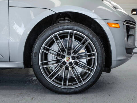 2021 Porsche Macan Turbo