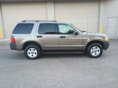 2004 Ford Explorer XLS