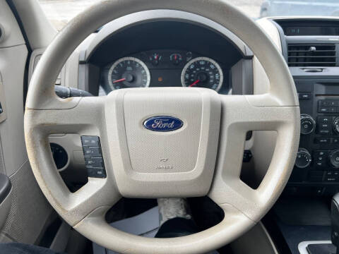 2010 Ford Escape XLS