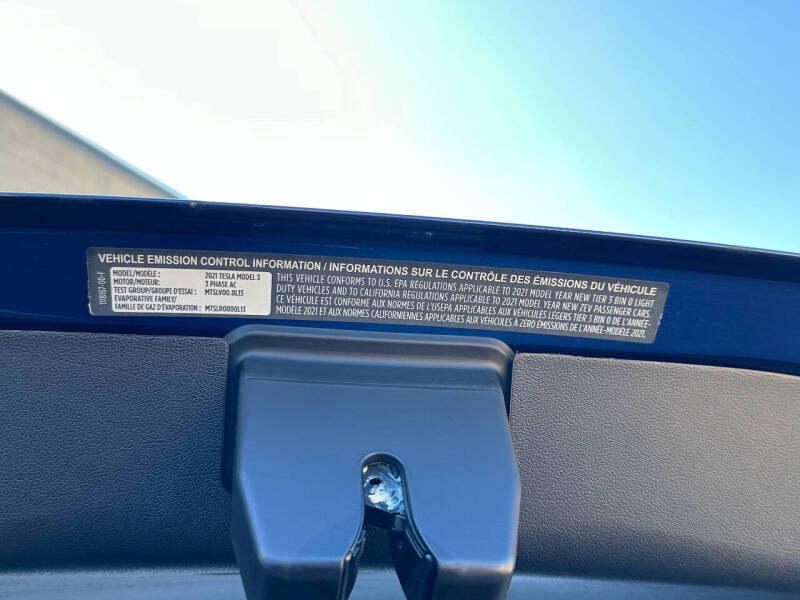 2021 Tesla Model 3 Base photo 57