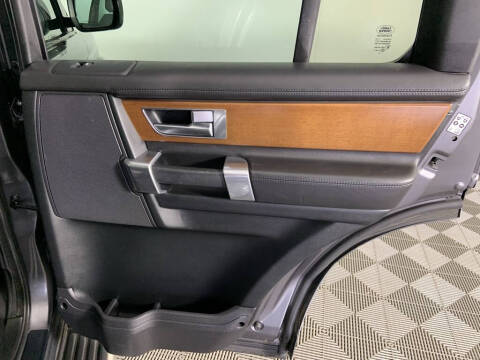 2016 Land Rover LR4 HSE LUX
