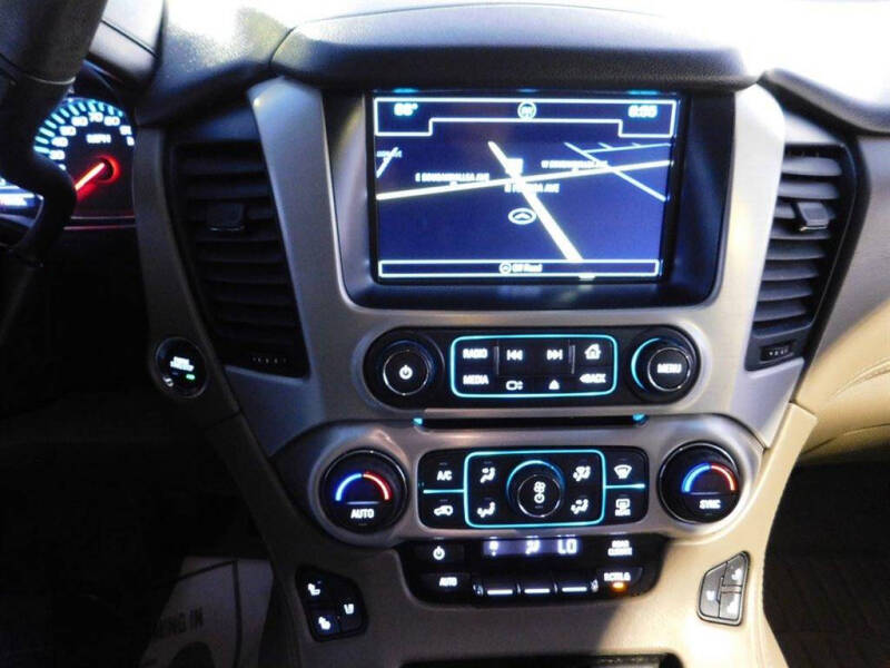 2017 GMC Yukon XL SLT