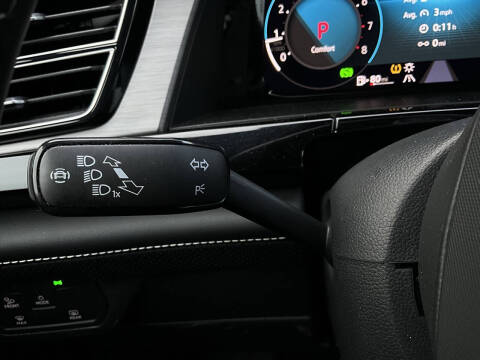 2025 Volkswagen Atlas Cross Sport SE 4Motion