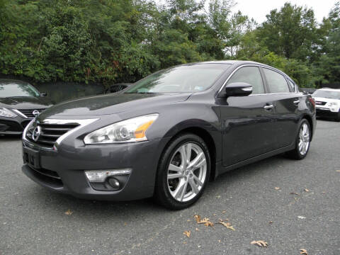 2013 Nissan Altima for sale at Dream Auto Group in Dumfries VA