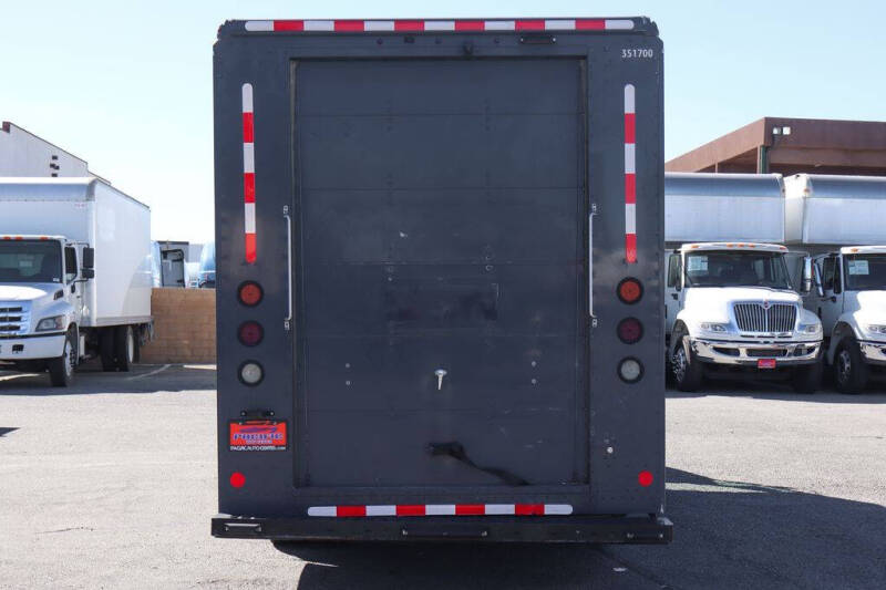 2020 Freightliner MT45 Chassis