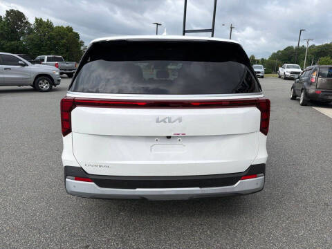 2026 Kia Carnival LXS