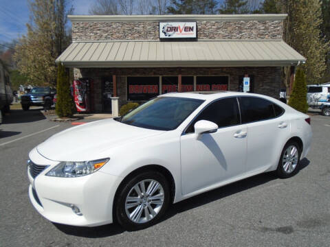 2014 Lexus ES 350 for sale at Driven Pre-Owned in Lenoir NC