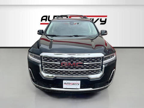 2022 GMC Acadia Denali