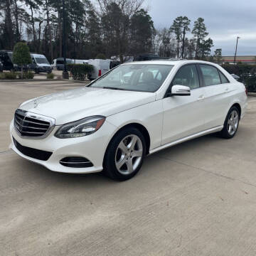 2015 Mercedes-Benz E-Class for sale at AMD AUTO in San Antonio TX