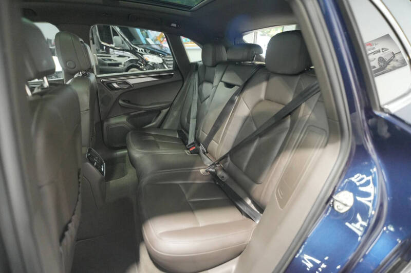 2016 Porsche Macan S