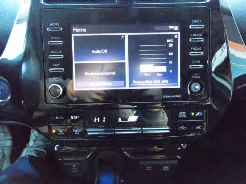 2021 Toyota Prius LE