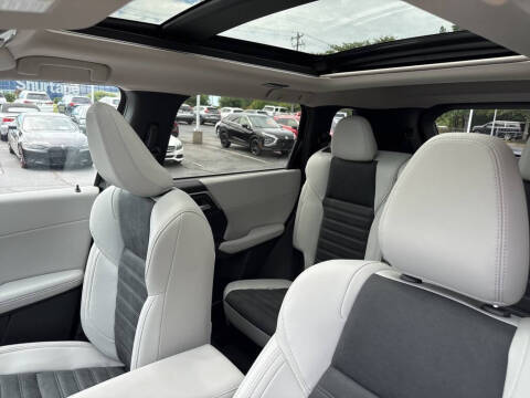 2025 Mitsubishi Outlander SE