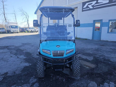 2024 Evolution Maverick 4