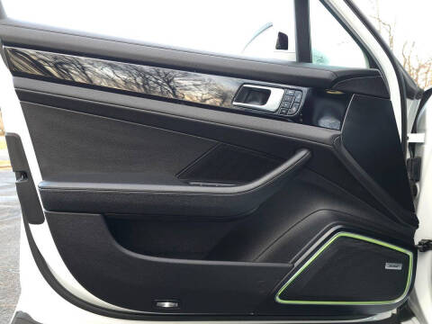 2021 Porsche Panamera 4S E-Hybrid