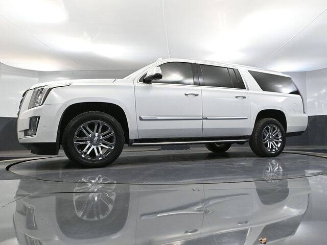 2017 Cadillac Escalade ESV Standard