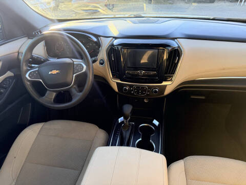 2023 Chevrolet Traverse LS