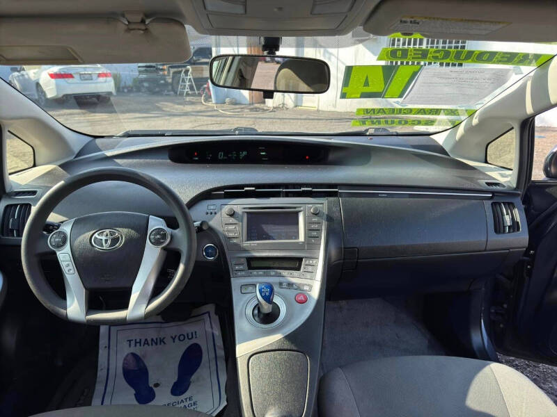 2014 Toyota Prius Three